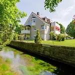 Haus Am Muehlenweg - Neue, Sonnendurchflutete Mit Aufzug Und Tiefgarage - Barrierefrei *