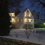Haus Am Muehlenweg - Neue, Sonnendurchflutete Mit Aufzug Und Tiefgarage - Barrierefrei *