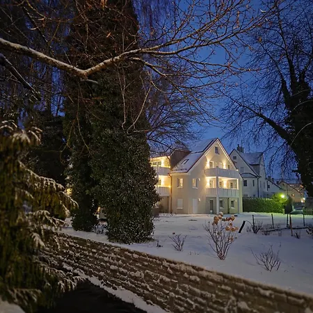 Haus Am Muehlenweg - Neue, Sonnendurchflutete Mit Aufzug Und Tiefgarage - Barrierefrei *
