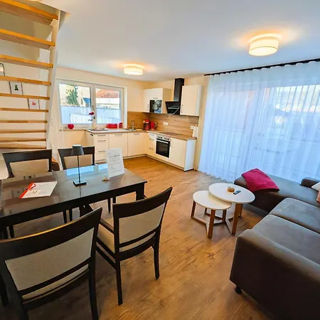 Haus Am Muehlenweg - Neue, Sonnendurchflutete Mit Aufzug Und Tiefgarage - Barrierefrei
